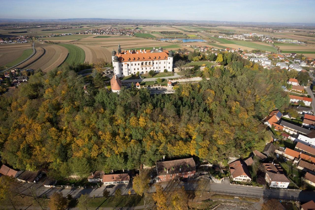 Gaestehaus & Hofladen Familie Oellerer Sitzenberg エクステリア 写真