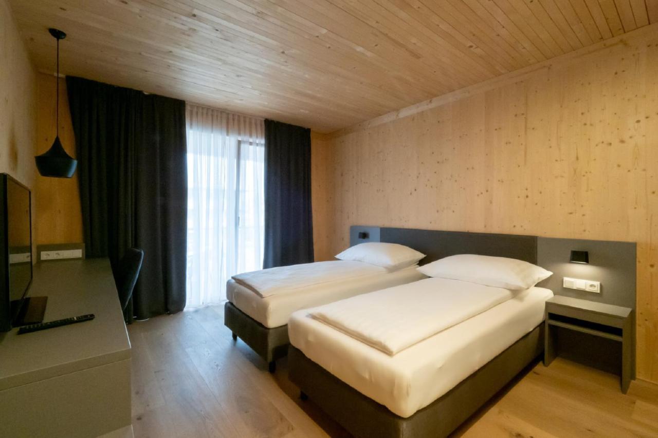 Gaestehaus & Hofladen Familie Oellerer Sitzenberg エクステリア 写真